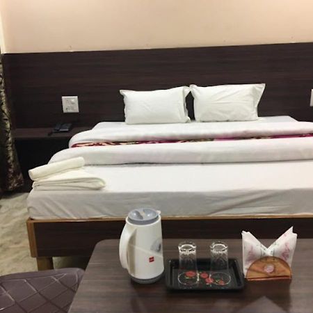 Liberty Guest House Varanasi Ngoại thất bức ảnh