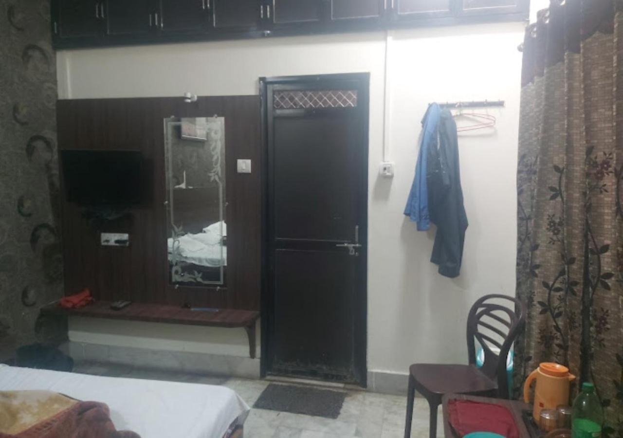 Liberty Guest House Varanasi Ngoại thất bức ảnh