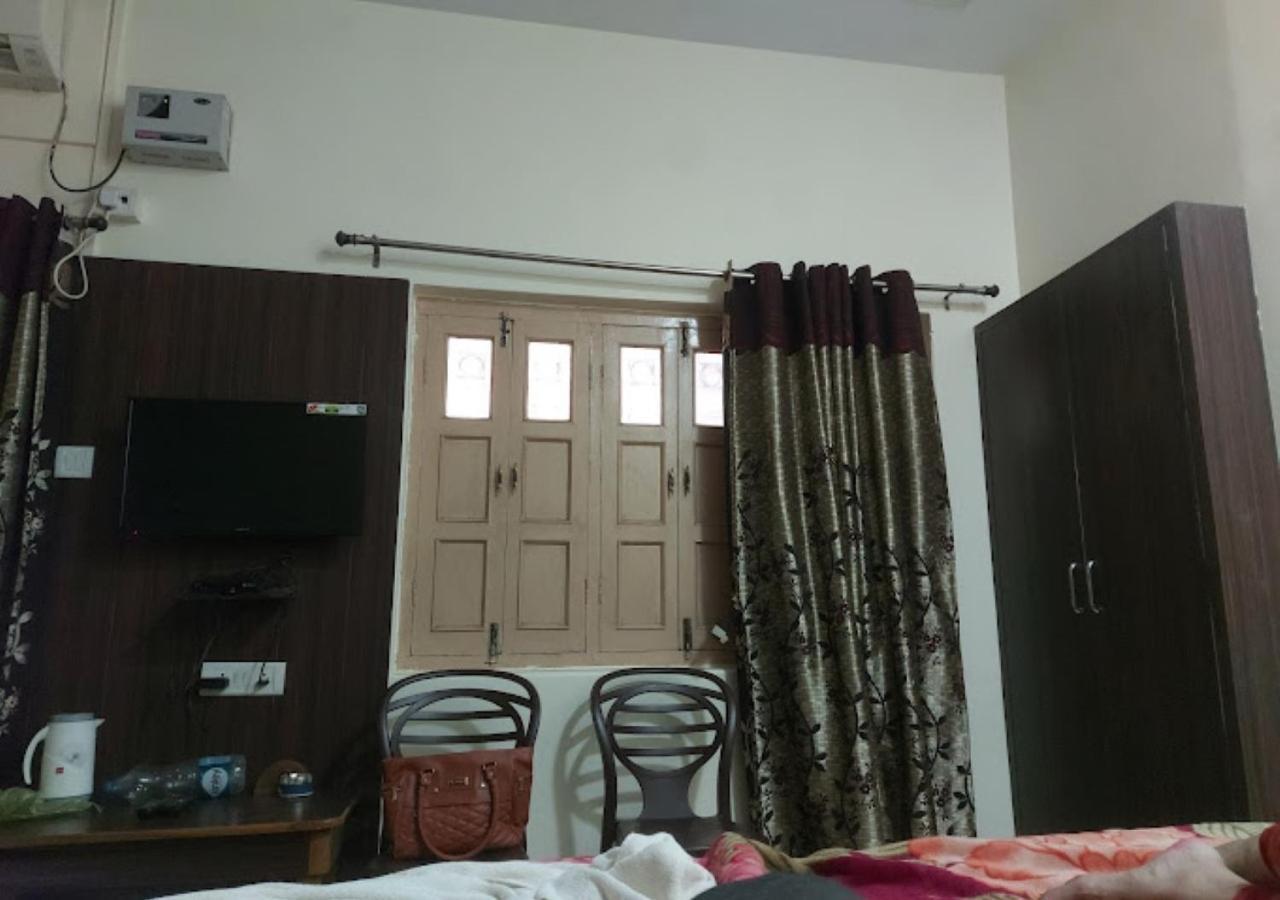 Liberty Guest House Varanasi Ngoại thất bức ảnh
