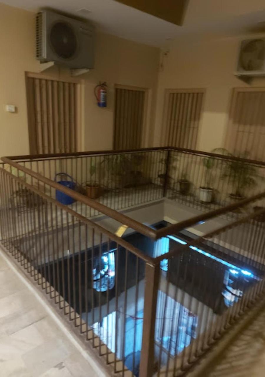 Liberty Guest House Varanasi Ngoại thất bức ảnh