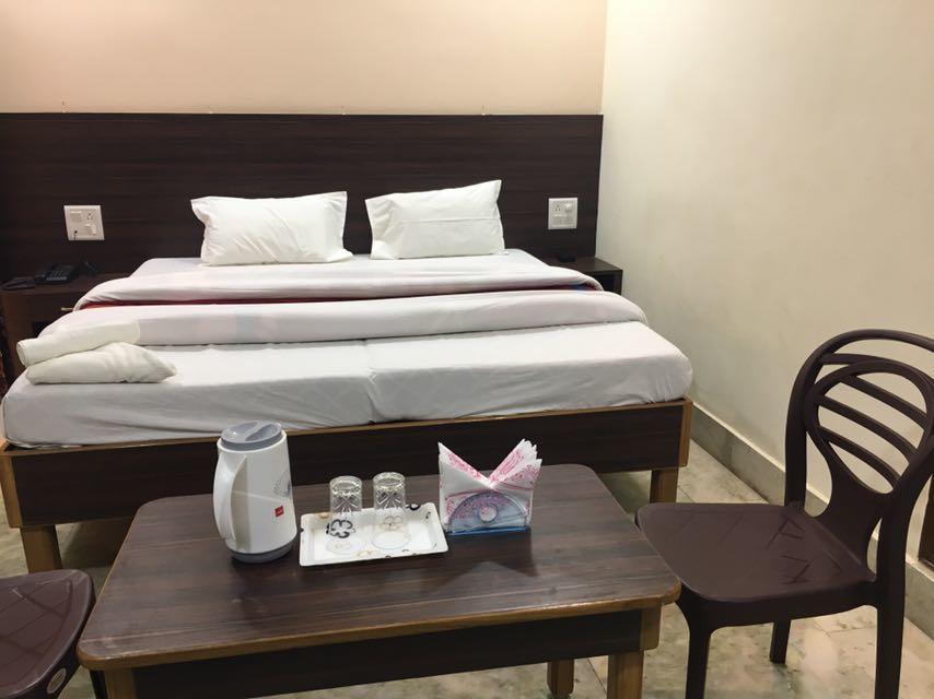 Liberty Guest House Varanasi Ngoại thất bức ảnh