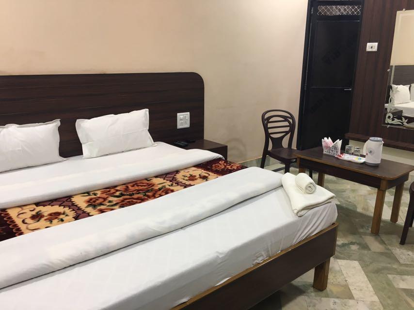 Liberty Guest House Varanasi Ngoại thất bức ảnh